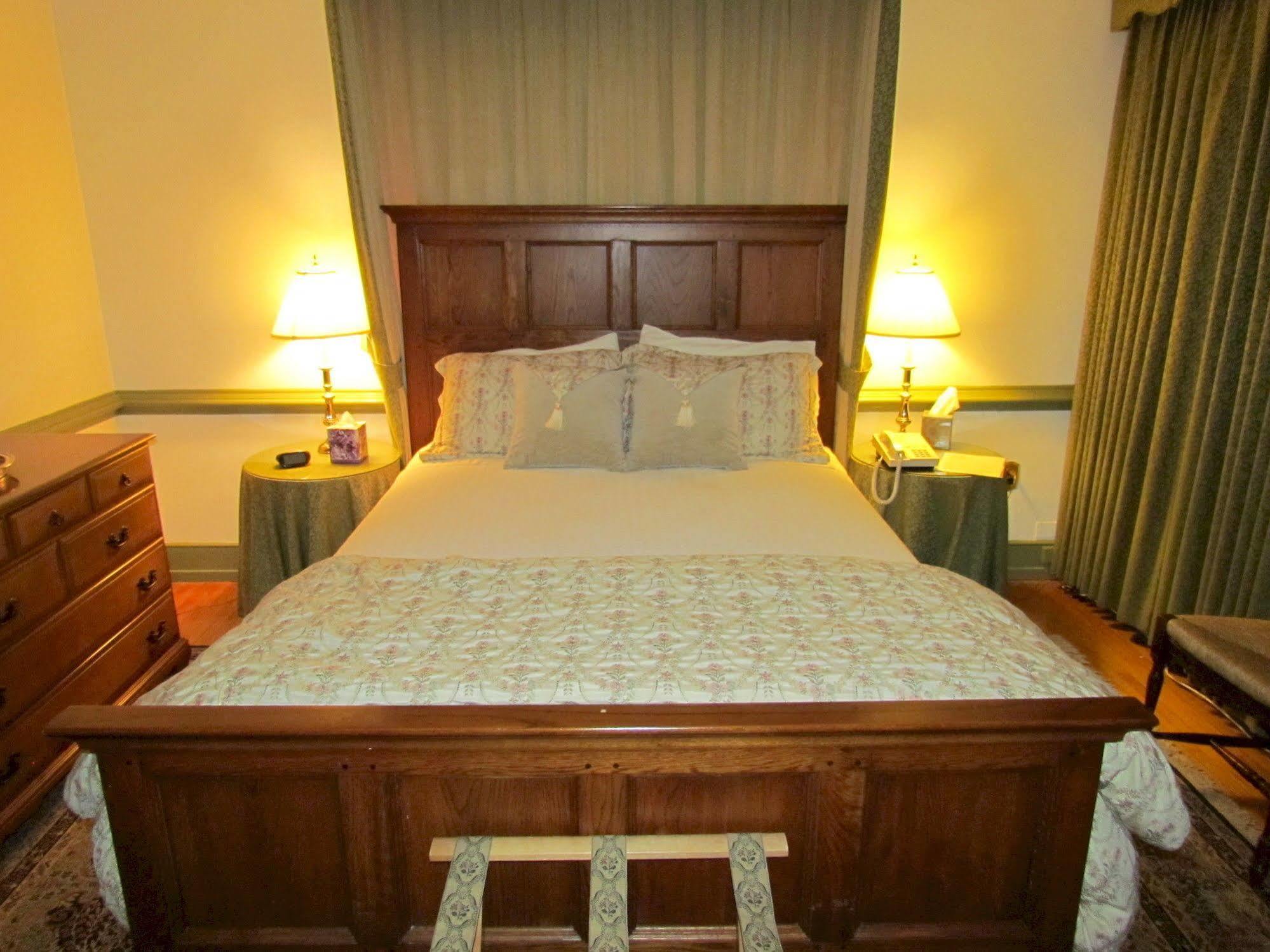 Bridgetown Mill House Restaurant And Acomodação com café da manhã  4*